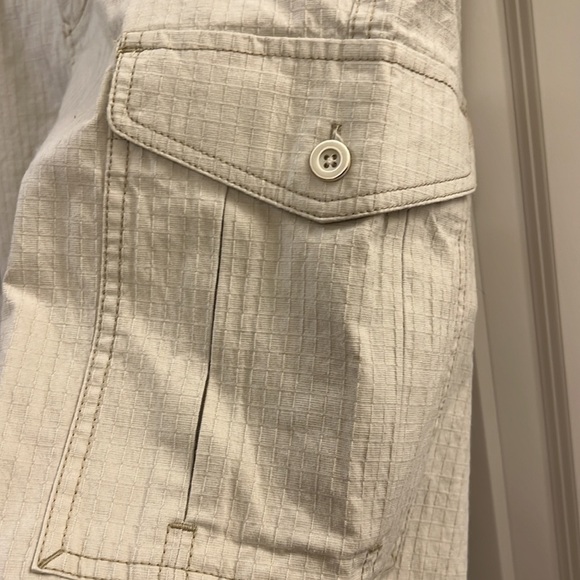 Tommy Bahama men’s cargo shorts - Picture 2 of 6